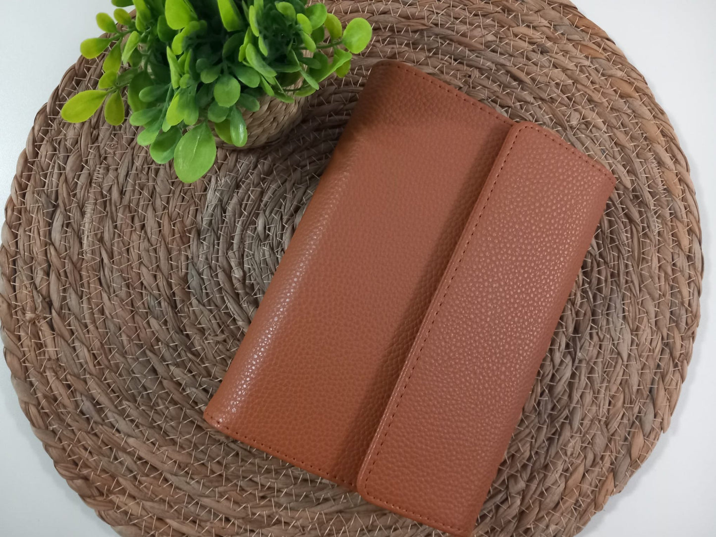 Deluxe Binder Clutch A6